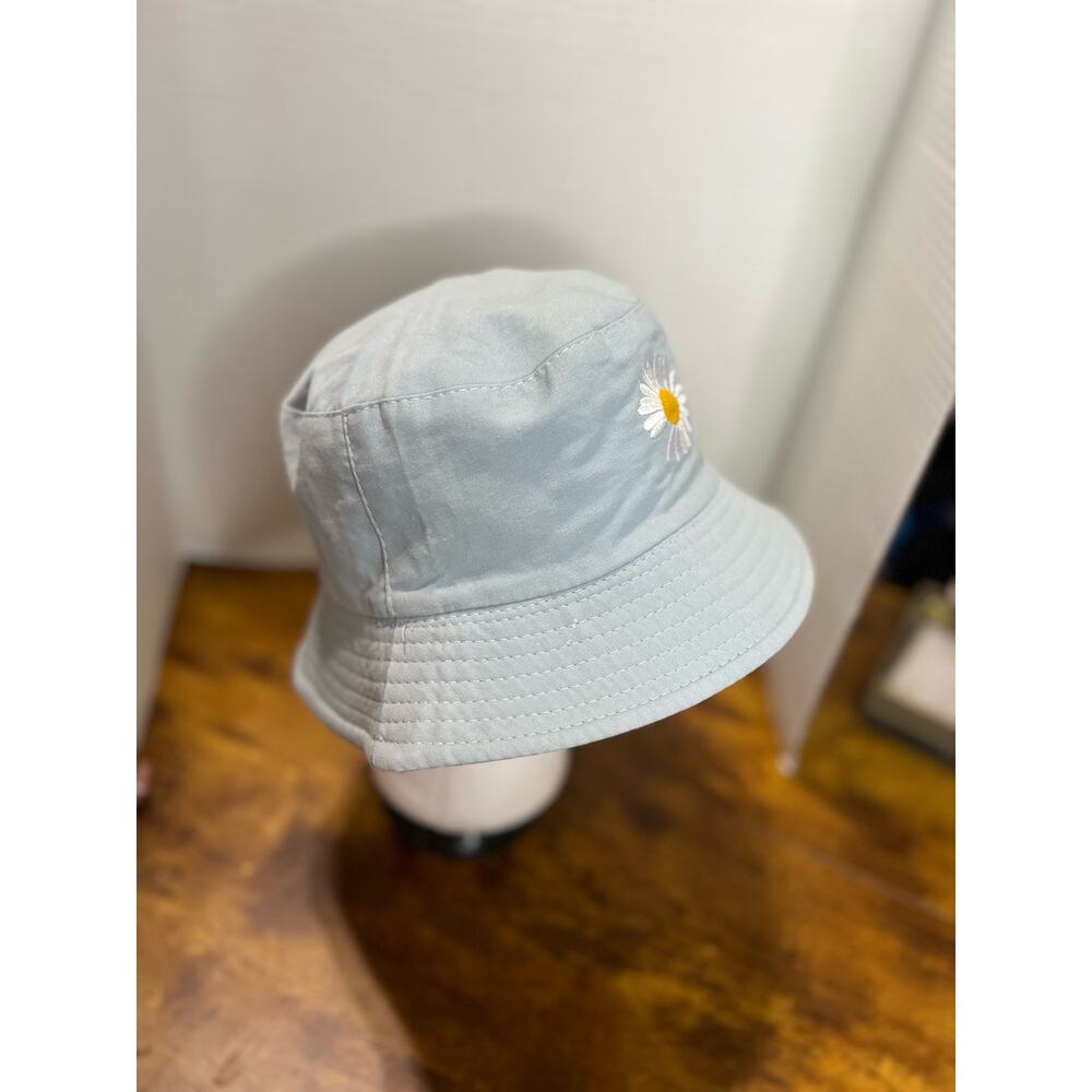 Daisy girls youth blue embroidered bucket hat 0991